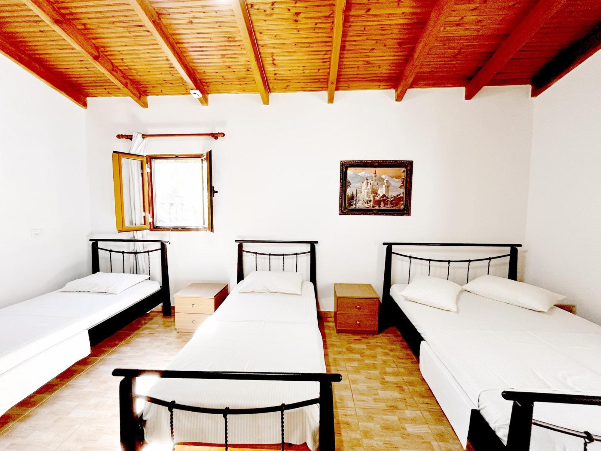 Garden Rooms Himare Ngoại thất bức ảnh