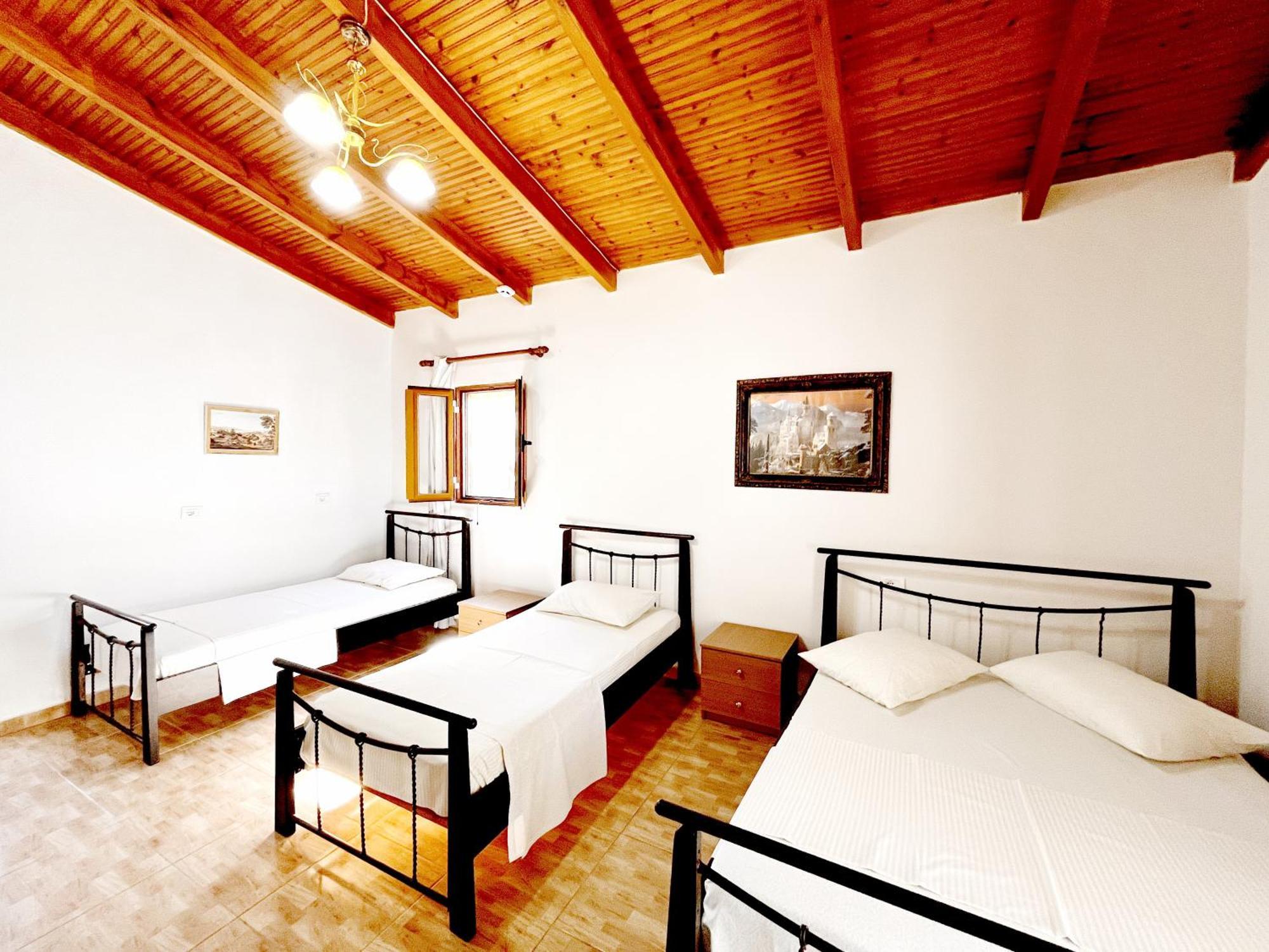 Garden Rooms Himare Ngoại thất bức ảnh