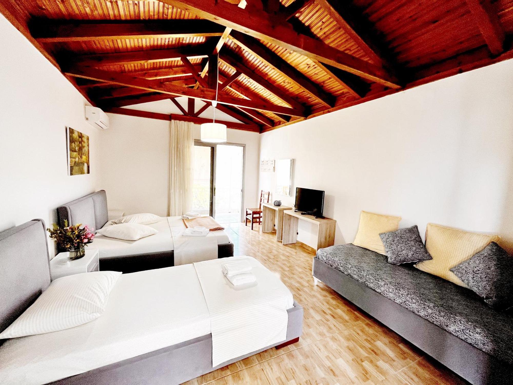 Garden Rooms Himare Ngoại thất bức ảnh