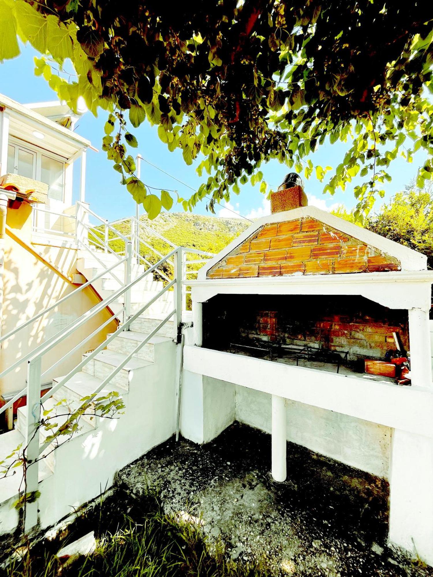Garden Rooms Himare Ngoại thất bức ảnh
