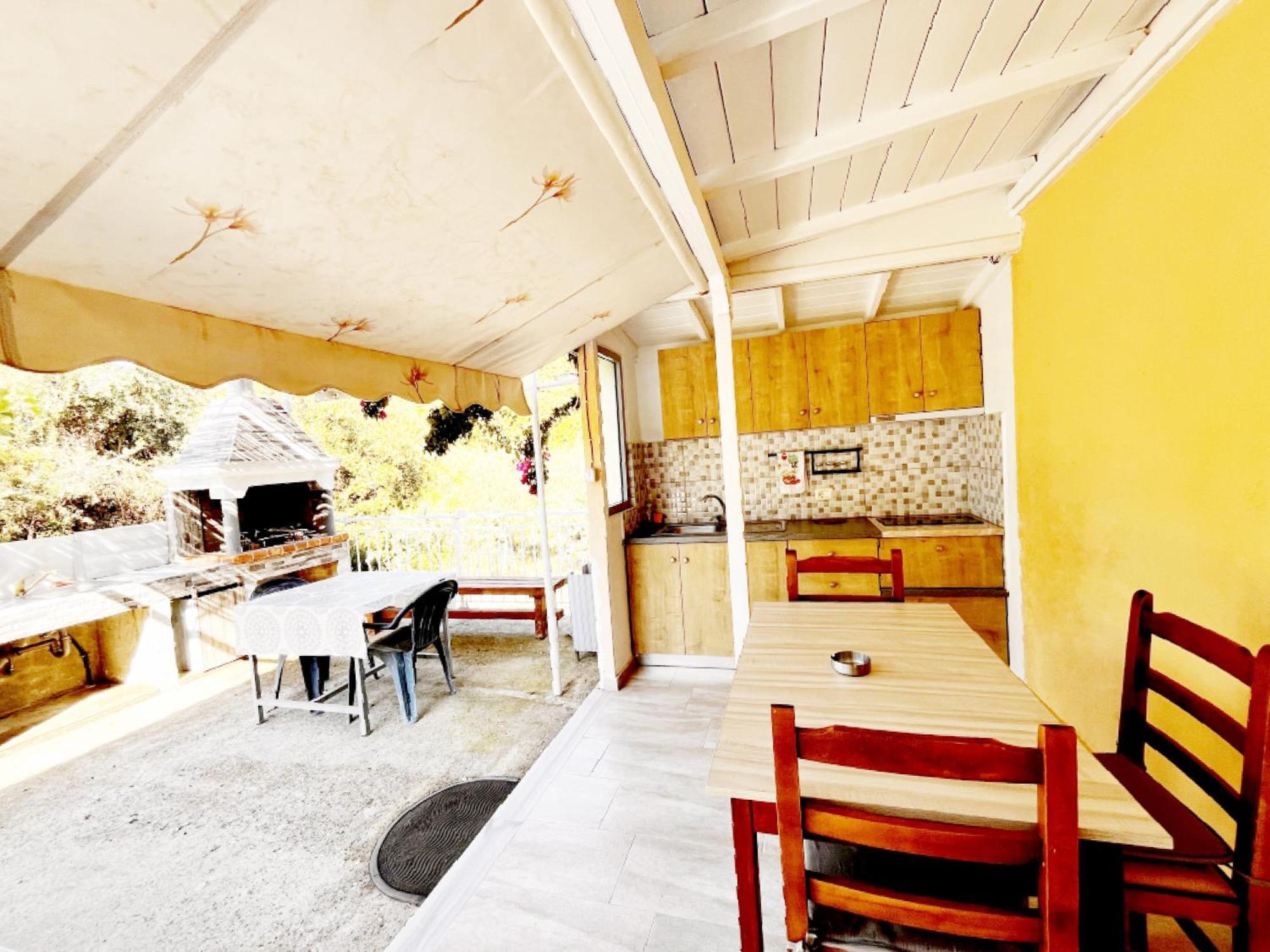 Garden Rooms Himare Ngoại thất bức ảnh