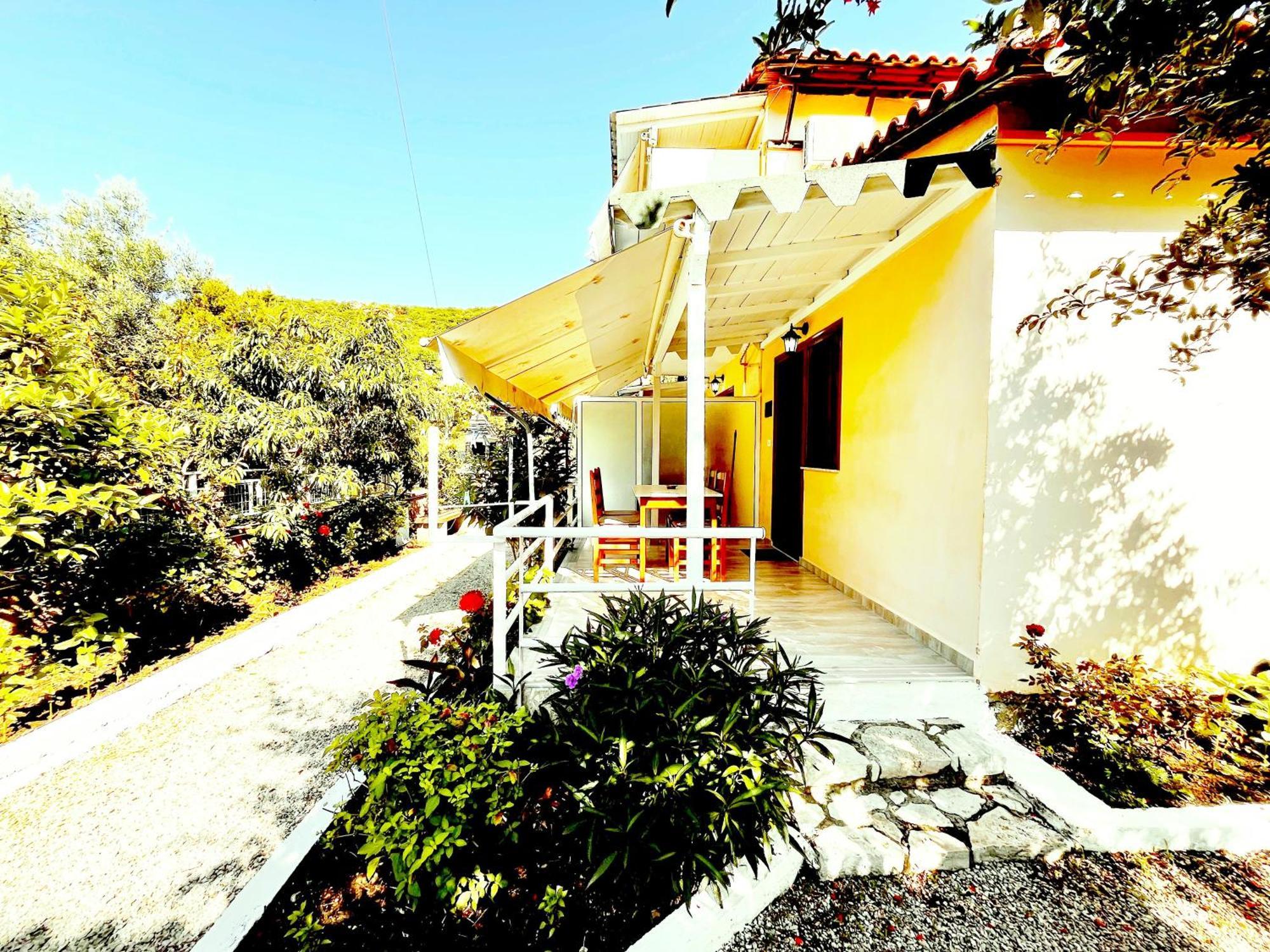 Garden Rooms Himare Ngoại thất bức ảnh